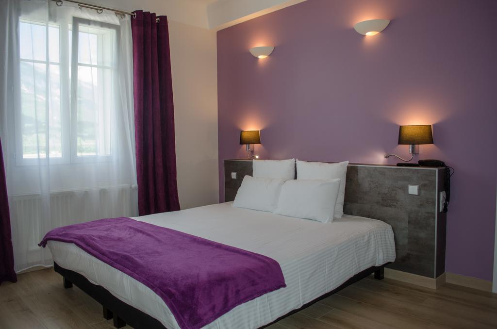 Hotel Lac Et Foret Saint-André-les-Alpes Dış mekan fotoğraf