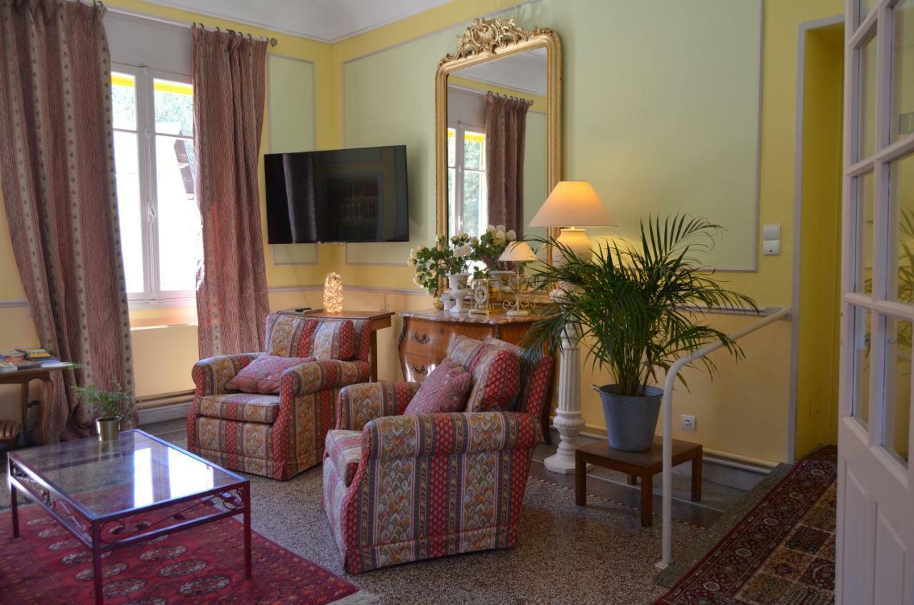 Hotel Lac Et Foret Saint-André-les-Alpes Dış mekan fotoğraf